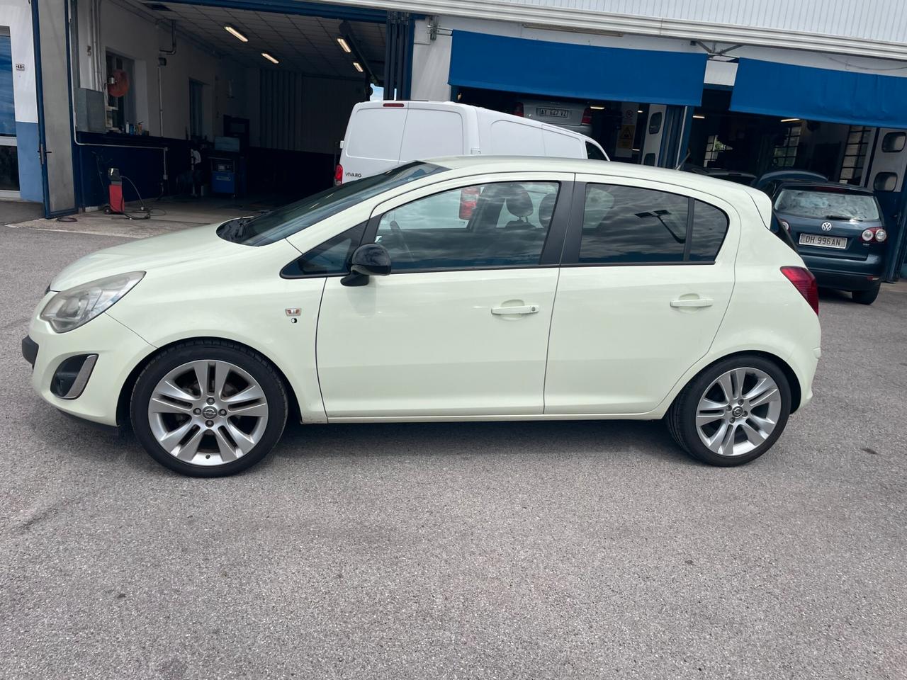 Opel Corsa 1.3 CDTI 95CV F.AP. 5 porte Cosmo
