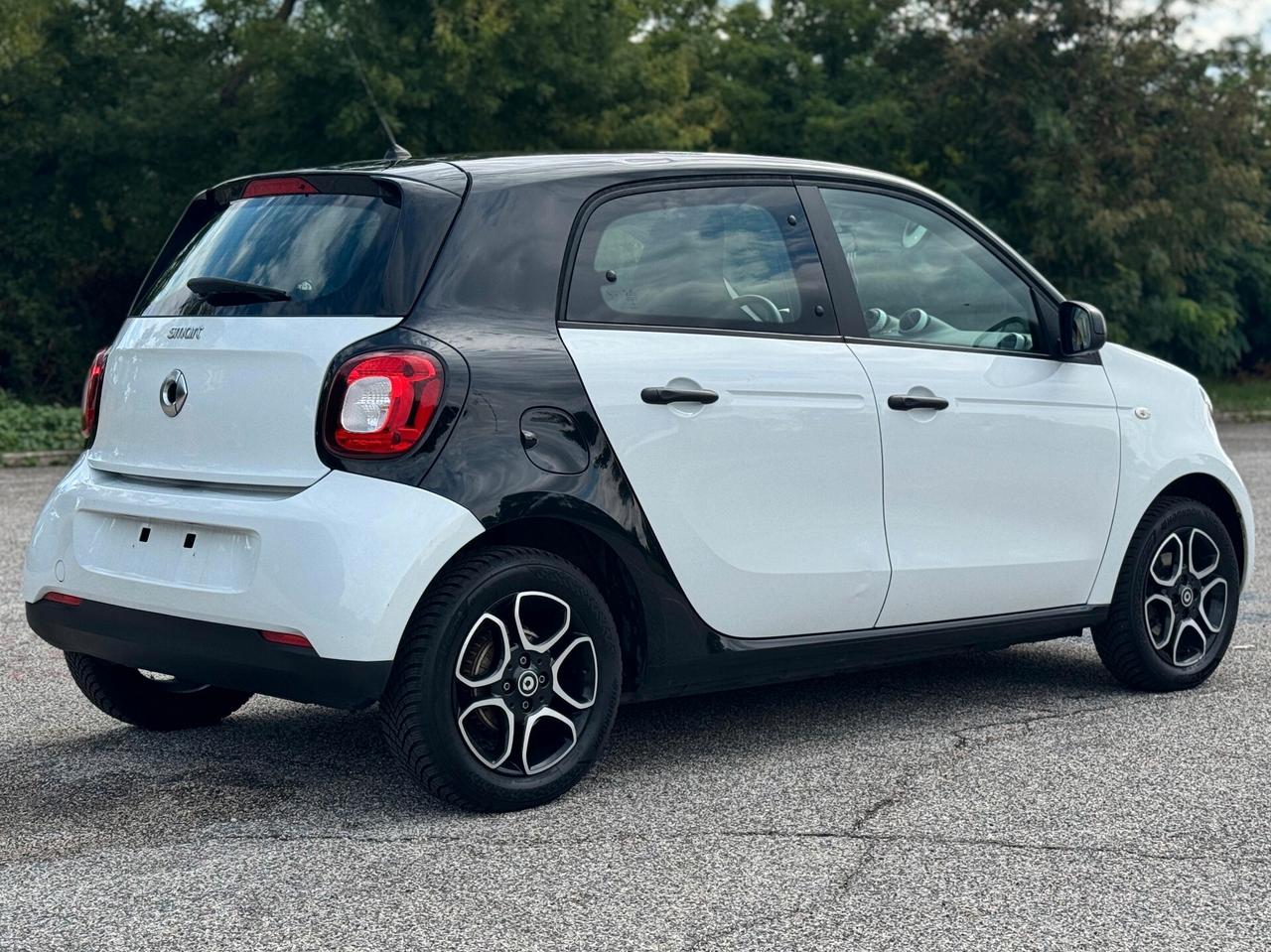 Smart ForFour 70 1.0 Youngster -TUA SENZA VINCOLI-