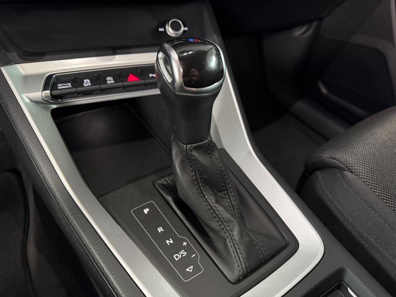Audi Q3 SPB 35 TFSI S tronic line edition