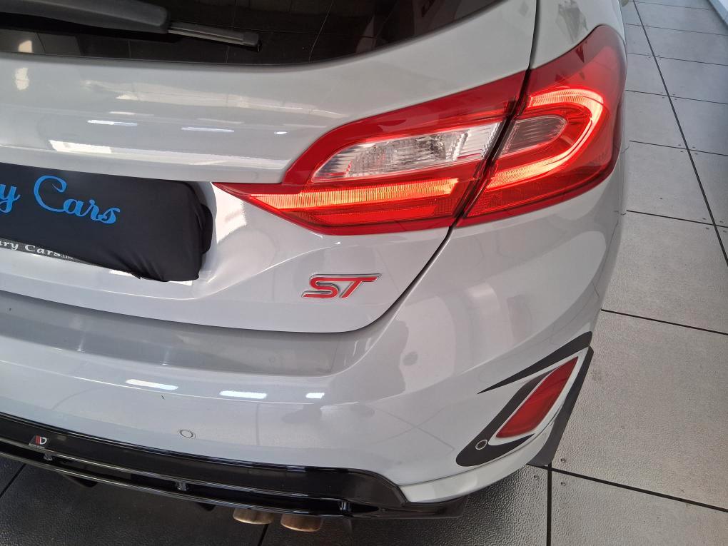 Ford Fiesta 5 Porte 1.5 ST s&s 200cv