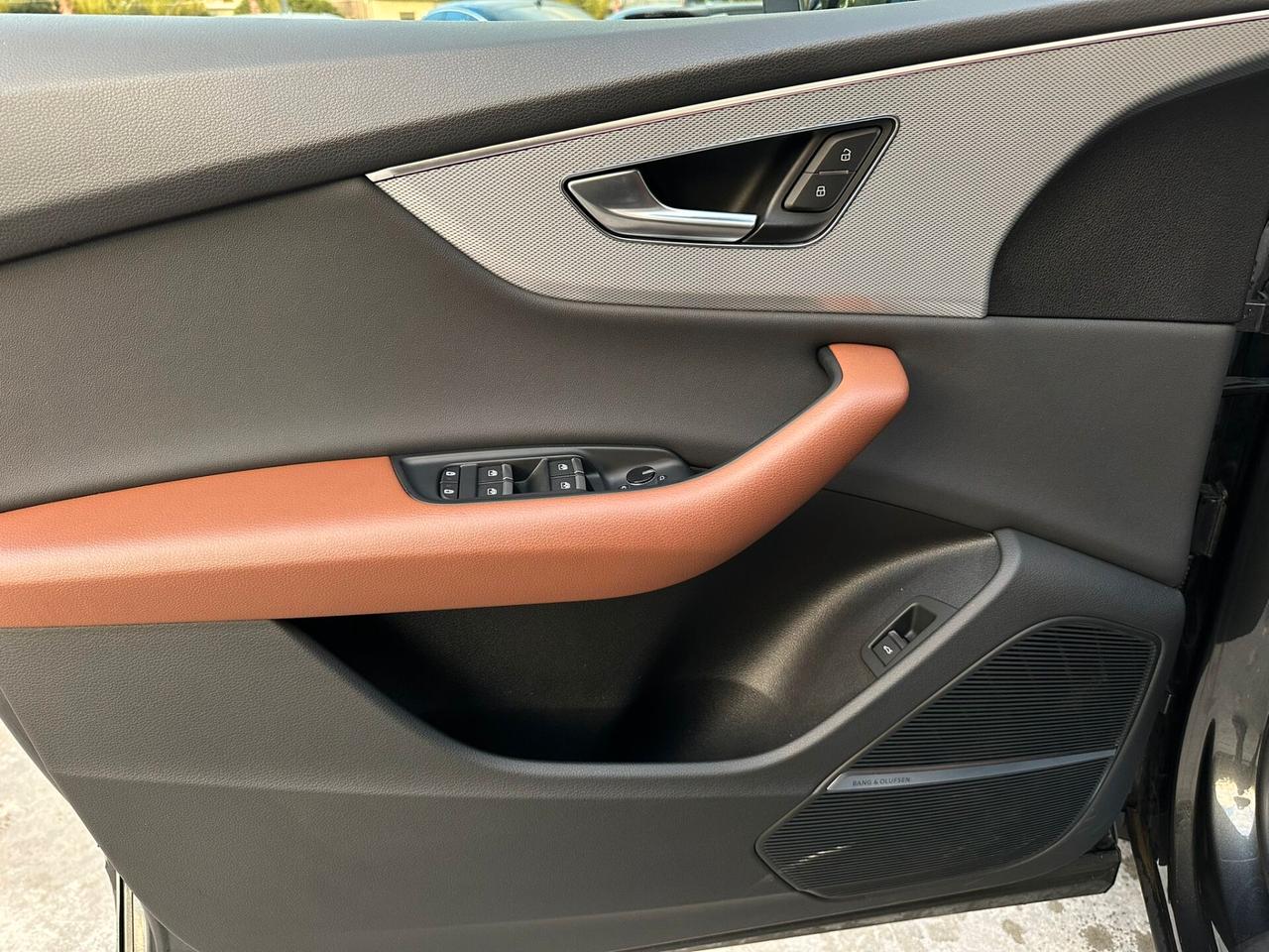 Audi Q8 50 TDI 286 CV quattro tiptronic Sport