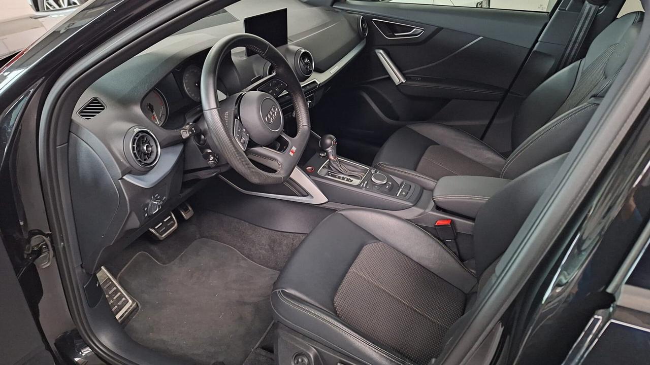 Audi SQ2 TFSI quattro S tronic UNIPRO