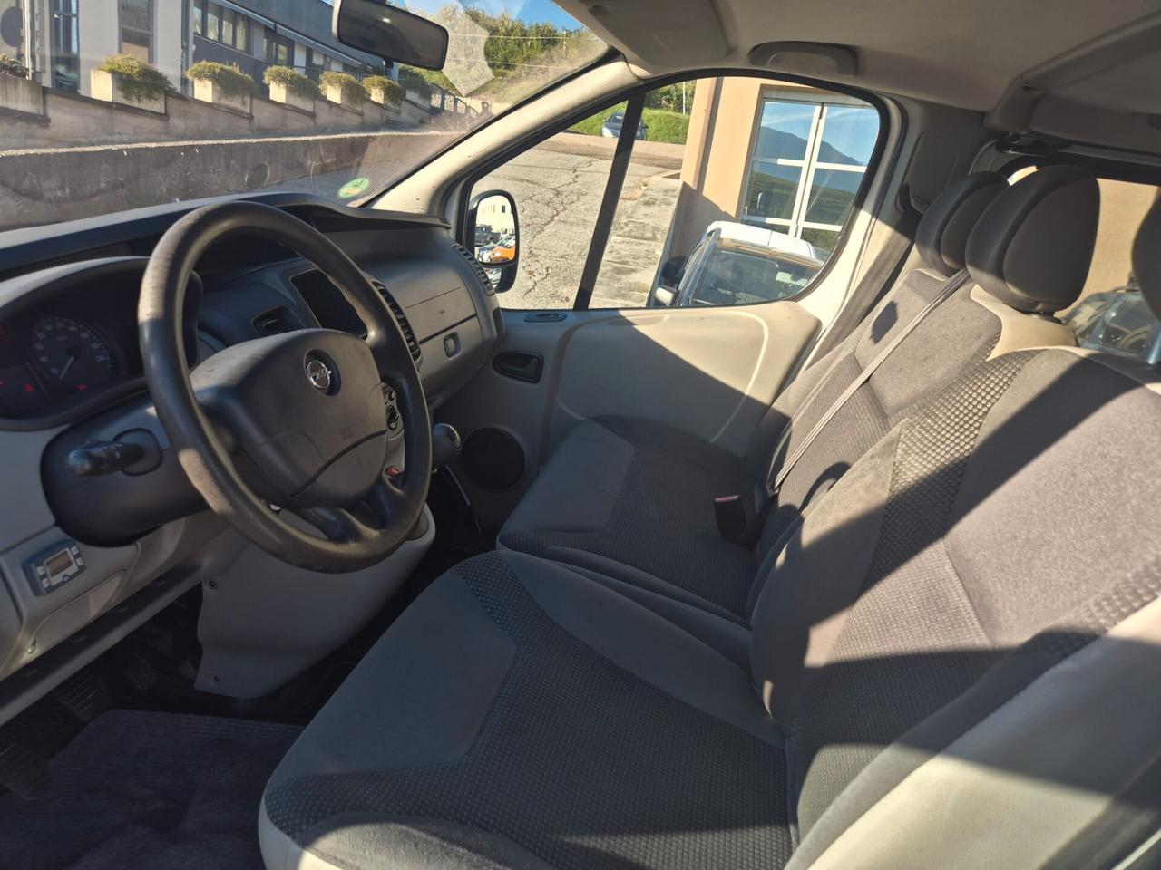 OPEL VIVARO 9 POSTI