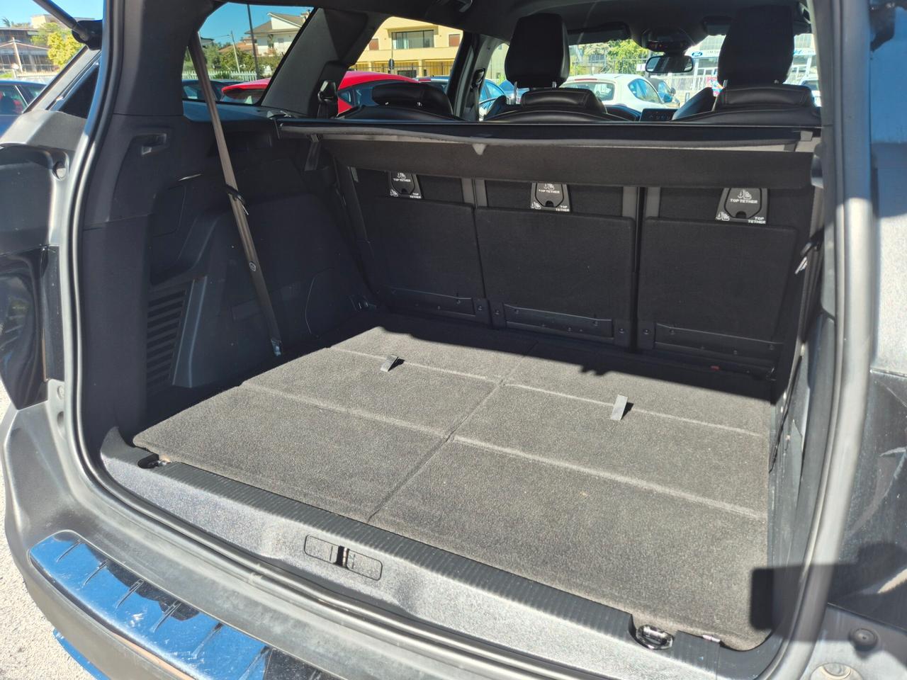 Peugeot 5008 BlueHDi 150 GT Line 7 POSTI