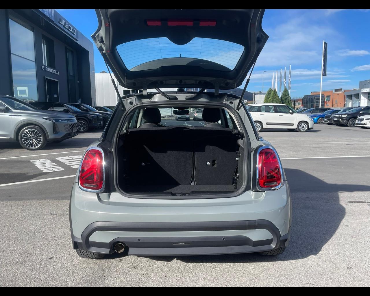 MINI Mini 4ª serie (F56) - Mini 1.5 One Camden Edition