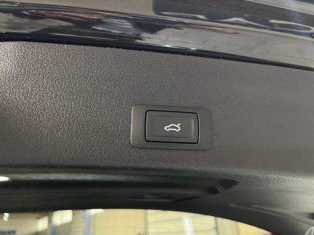 AUDI A6 Avant 40TDI Stronic S line"21 Sline/Identity Black