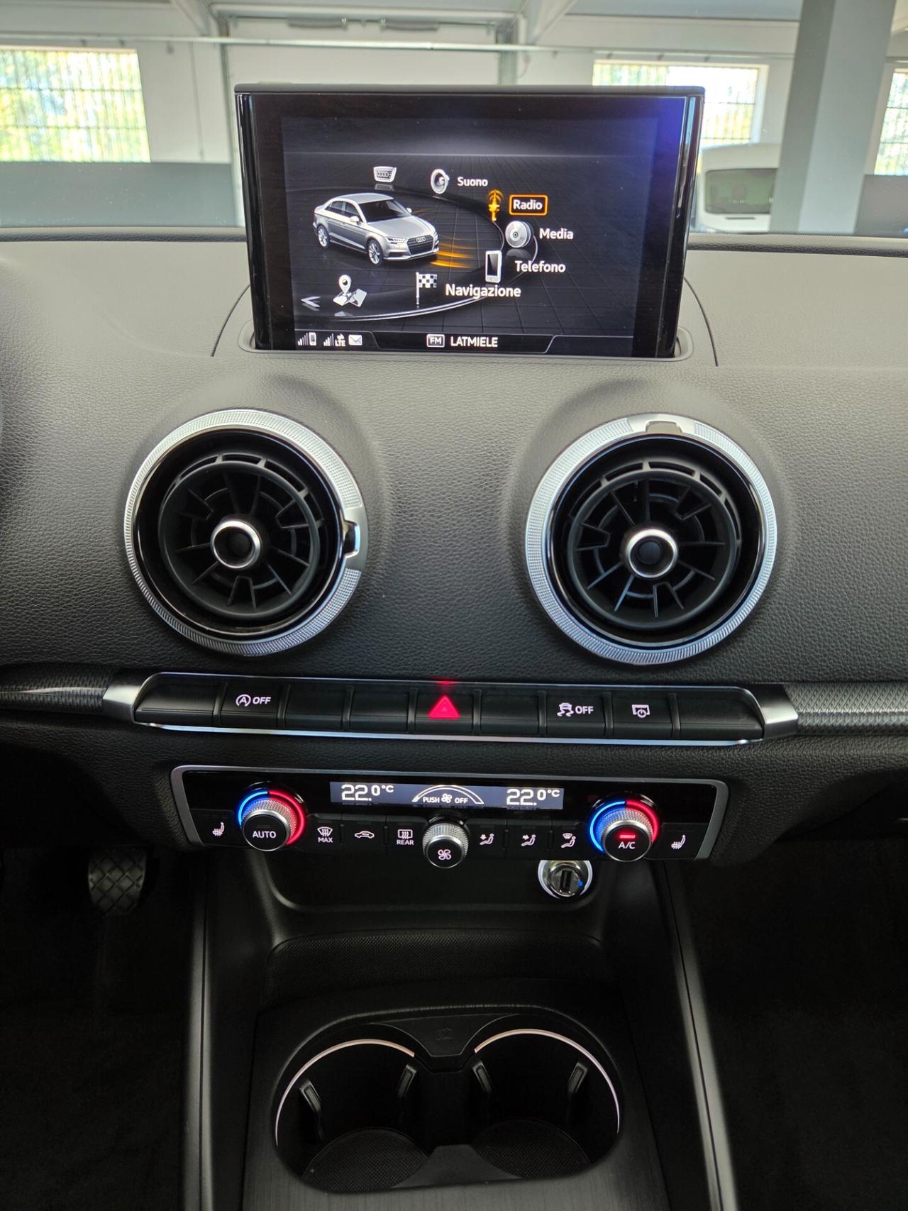 Audi A3 Sedan 1.0 TFSI Design 116cv