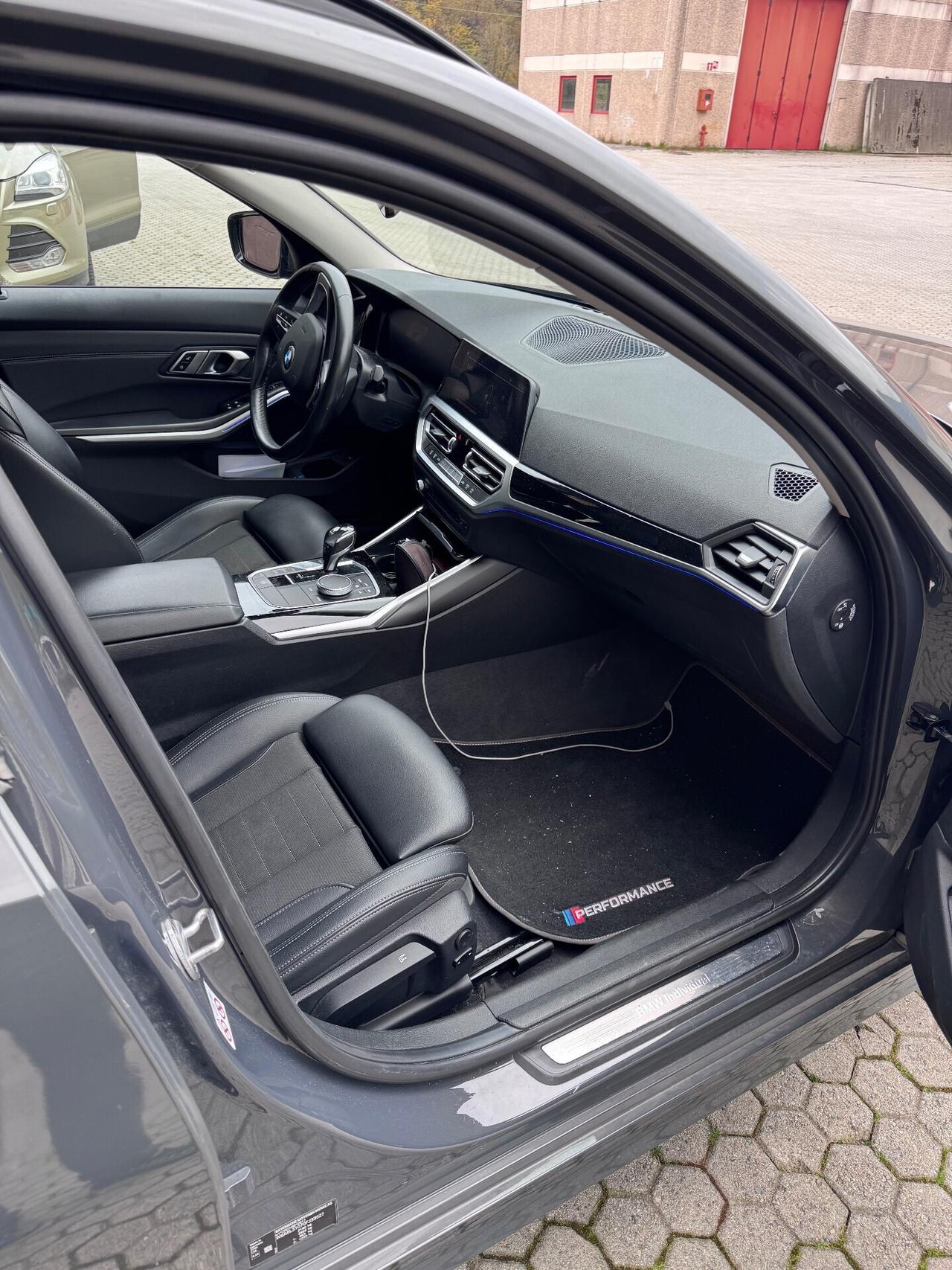 Bmw 118 118d 5p. Msport