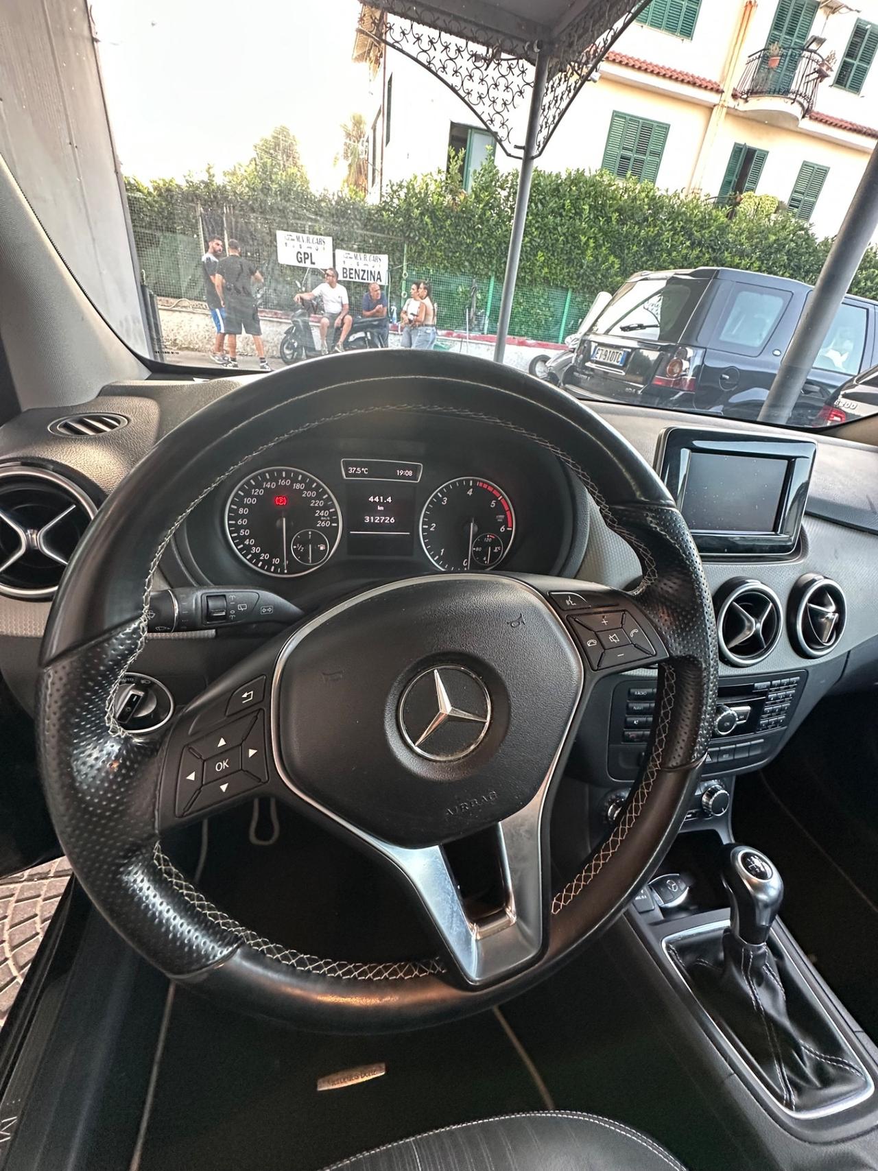 Mercedes-benz B 180 CDI Premium