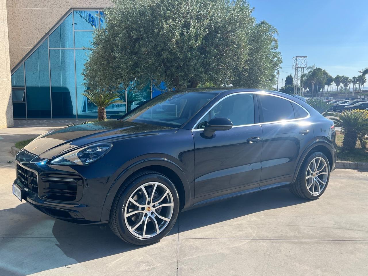Porsche Cayenne Coupé 3.0 V6 - Possibilità noleggio no scoring