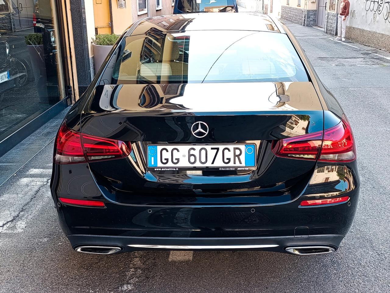 Mercedes-benz A 180 Sport Sedan Luci 64 colori/Navi/Pelle chiara