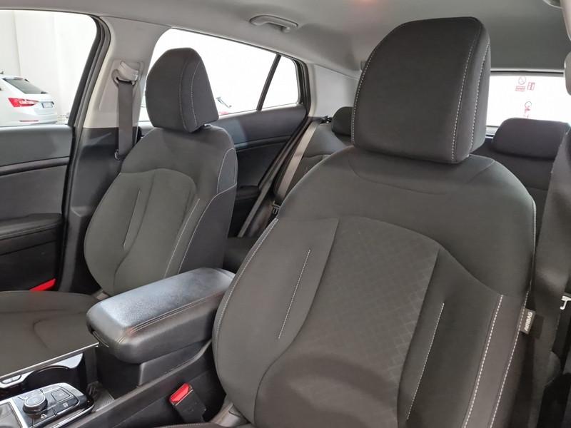 KIA SPORTAGE 1.6 CRDI MHEV BUSINESS 2WD DCT SUV