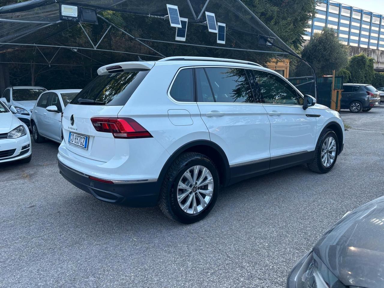 Volkswagen Tiguan 1.5 TSI ACT Life OK Neopatentati