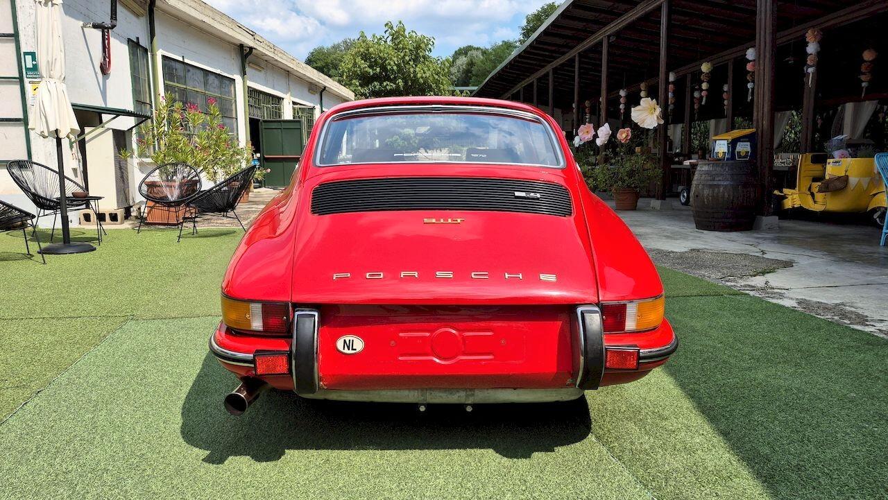 Porsche 911 2.4 T Coupè “Ölklappe” – 1972