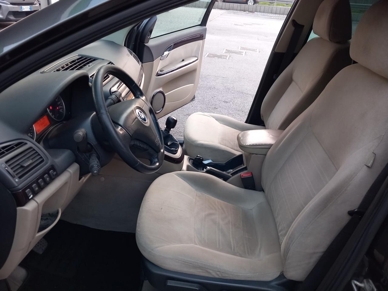 Fiat Croma 1.9 Multijet 16V Must