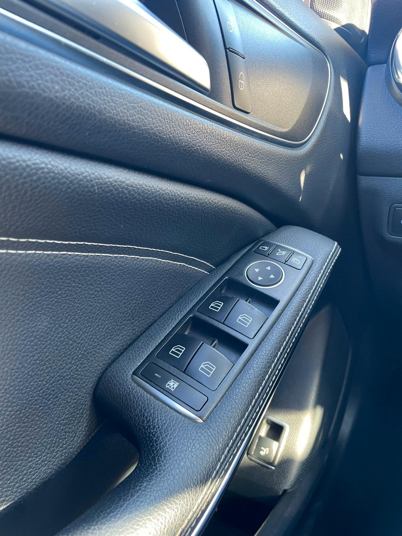 Mercedes-benz GLA 200 d Automatic Premium