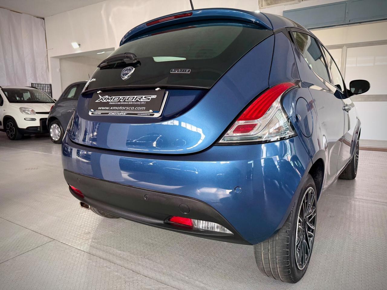Lancia Ypsilon 1.0 Gold Aziendale 5porte Hybryd