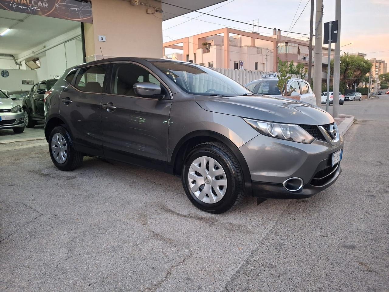 Nissan Qashqai 1.6 dCi 4WD Visia