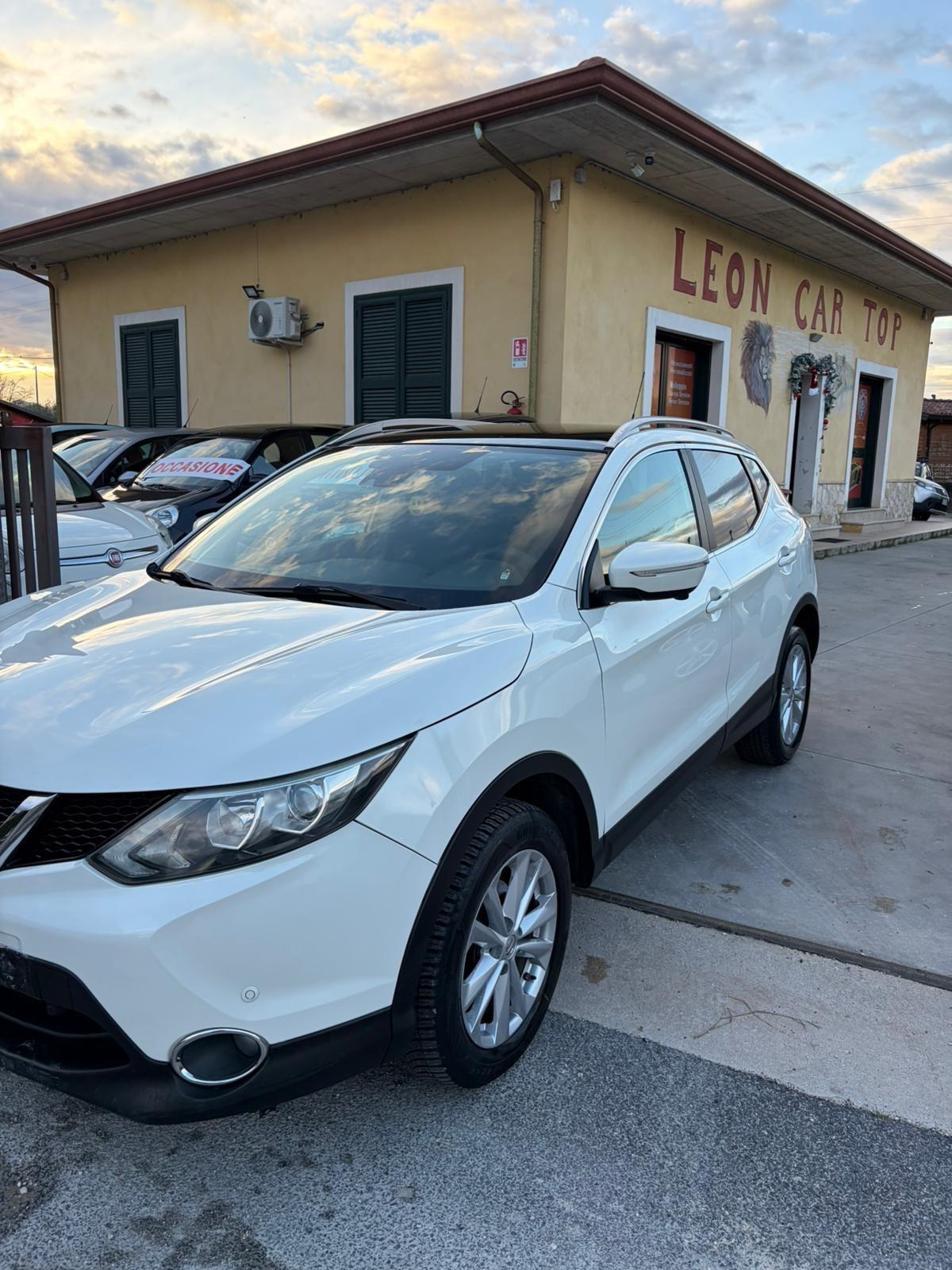 Nissan Qashqai 1.5 dCi Tekna tetto in vetro full