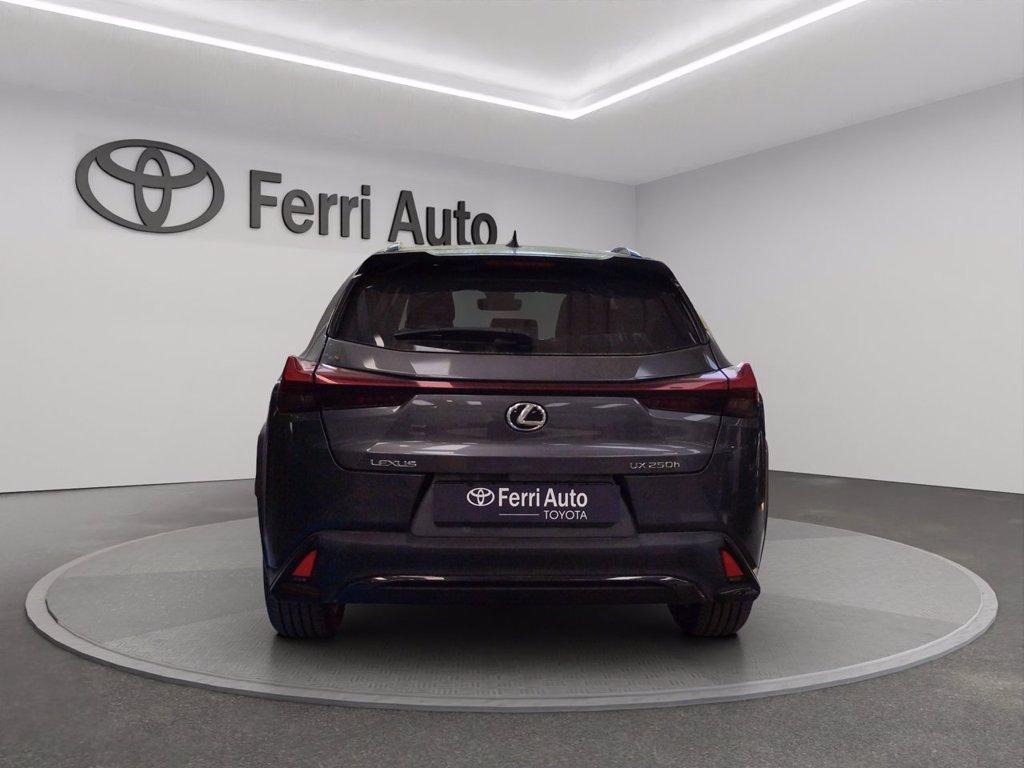 LEXUS Ux 250h 2.0 design 2wd cvt del 2024