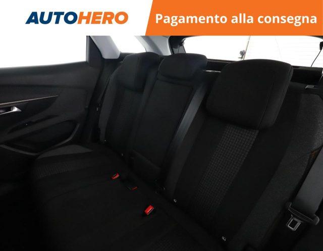 PEUGEOT 3008 BlueHDi 130 S&S EAT8 Business