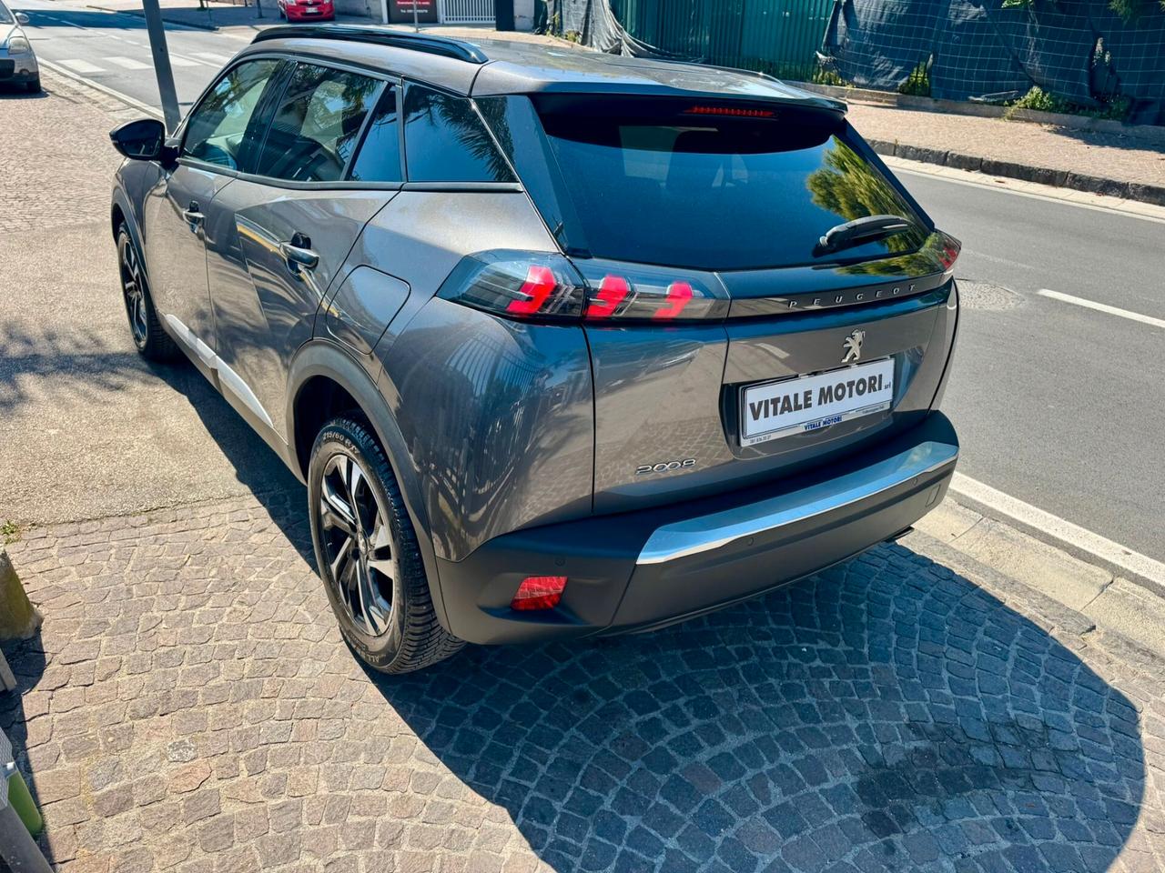 Peugeot 2008 1.5 BlueHDi 110CV GT