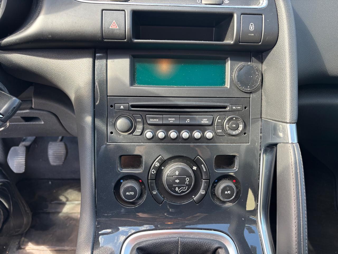 Peugeot 3008 1.6 HDi 112CV Tecno