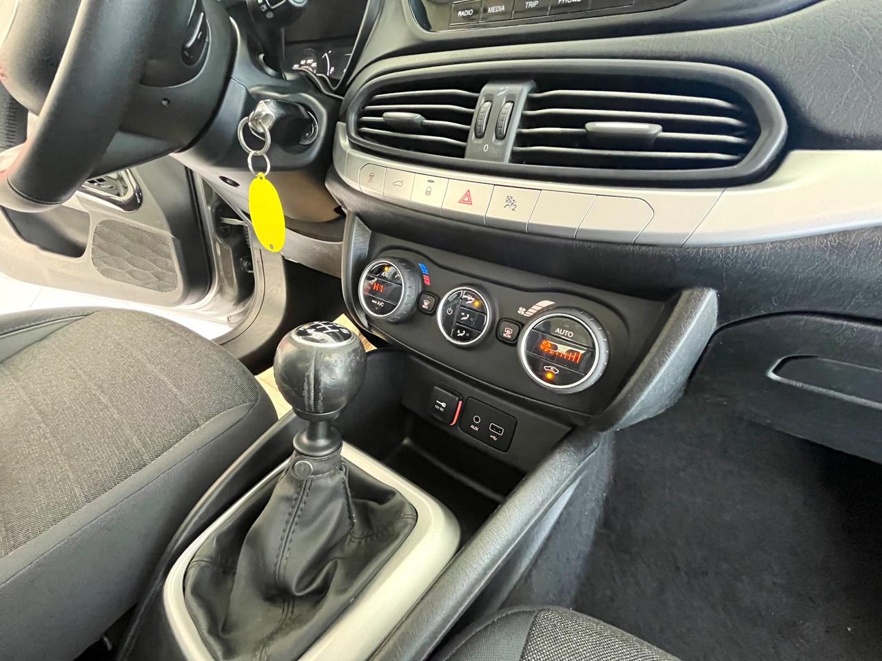 Fiat Tipo 1.6 Mjt 120 CV Lounge