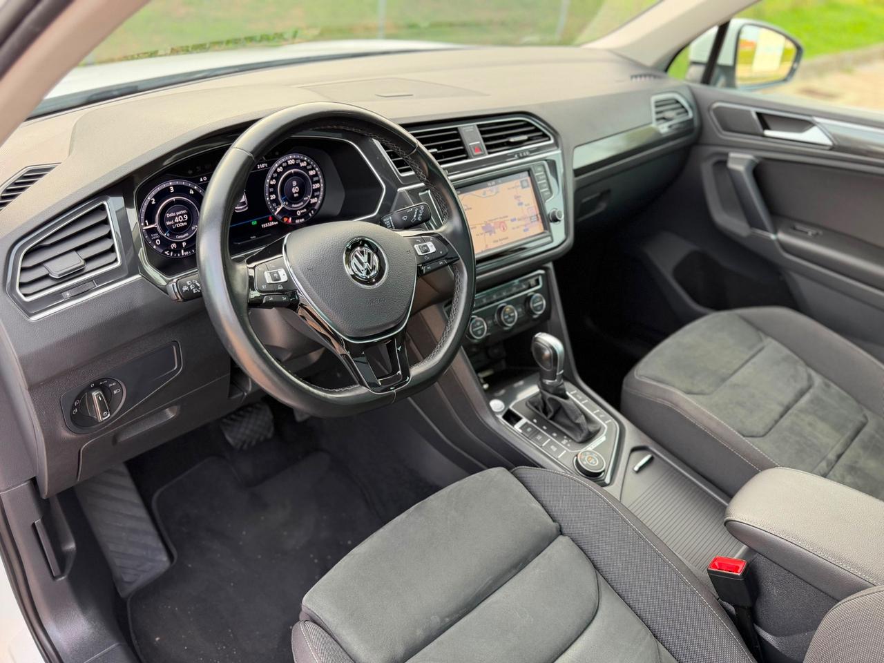 Volkswagen Tiguan 2.0 TDI SCR DSG Business BlueMotion Technology