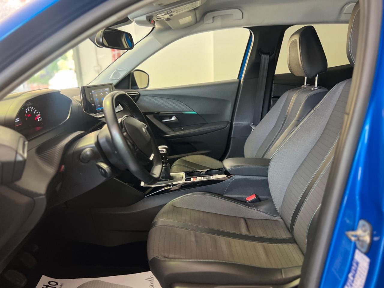 Peugeot 2008 PureTech 100 S&S Allure
