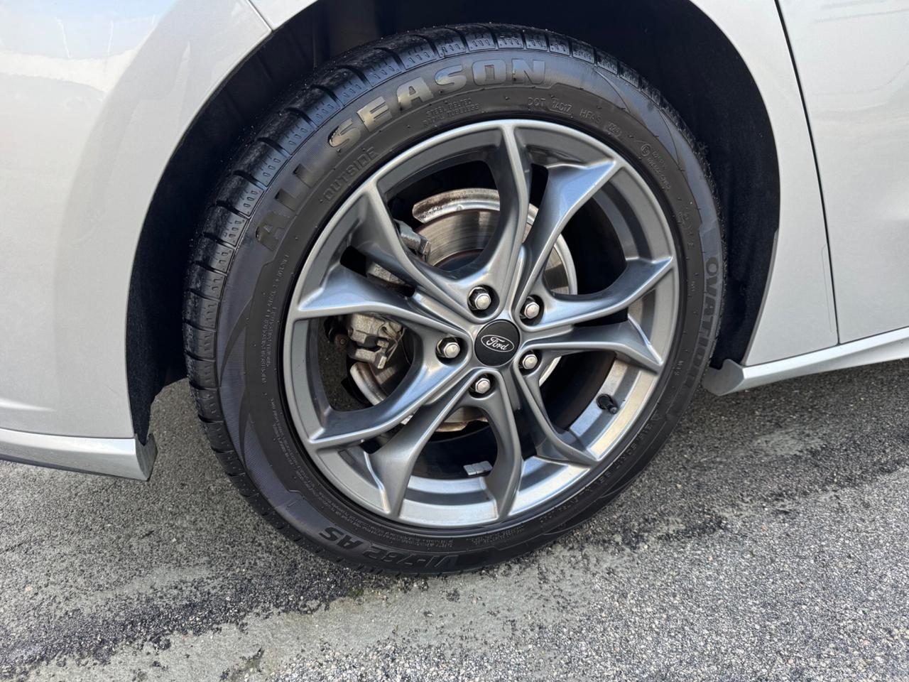 Ford Focus 1.0 BENZINA 125CV ST-Line 2019