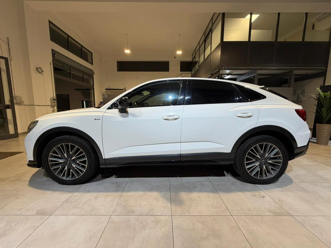 Audi Q3 SPB 35 TDI S line edition