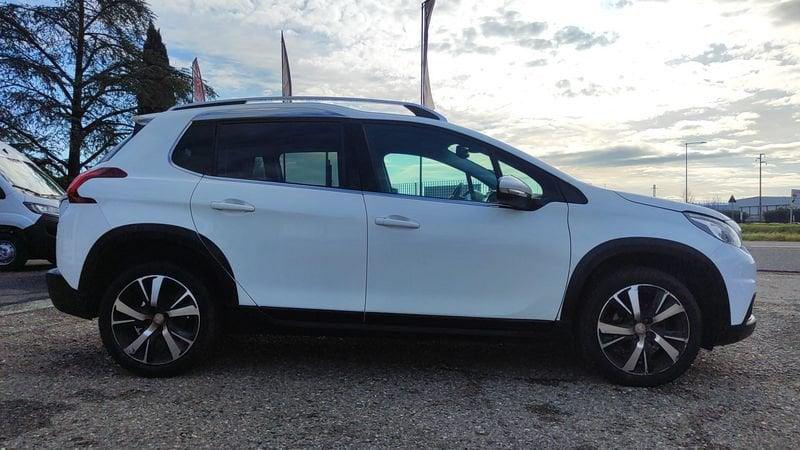 Peugeot 2008 BlueHDi 100 Allure