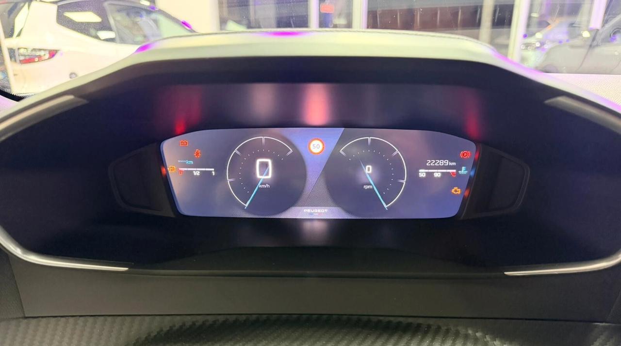 Peugeot 2008 Allure 1.2 100CV