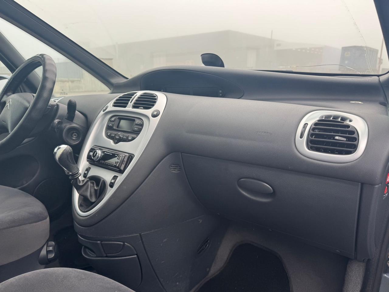 Citroen Xsara Picasso 1.6 16V Elegance. Km 129.000