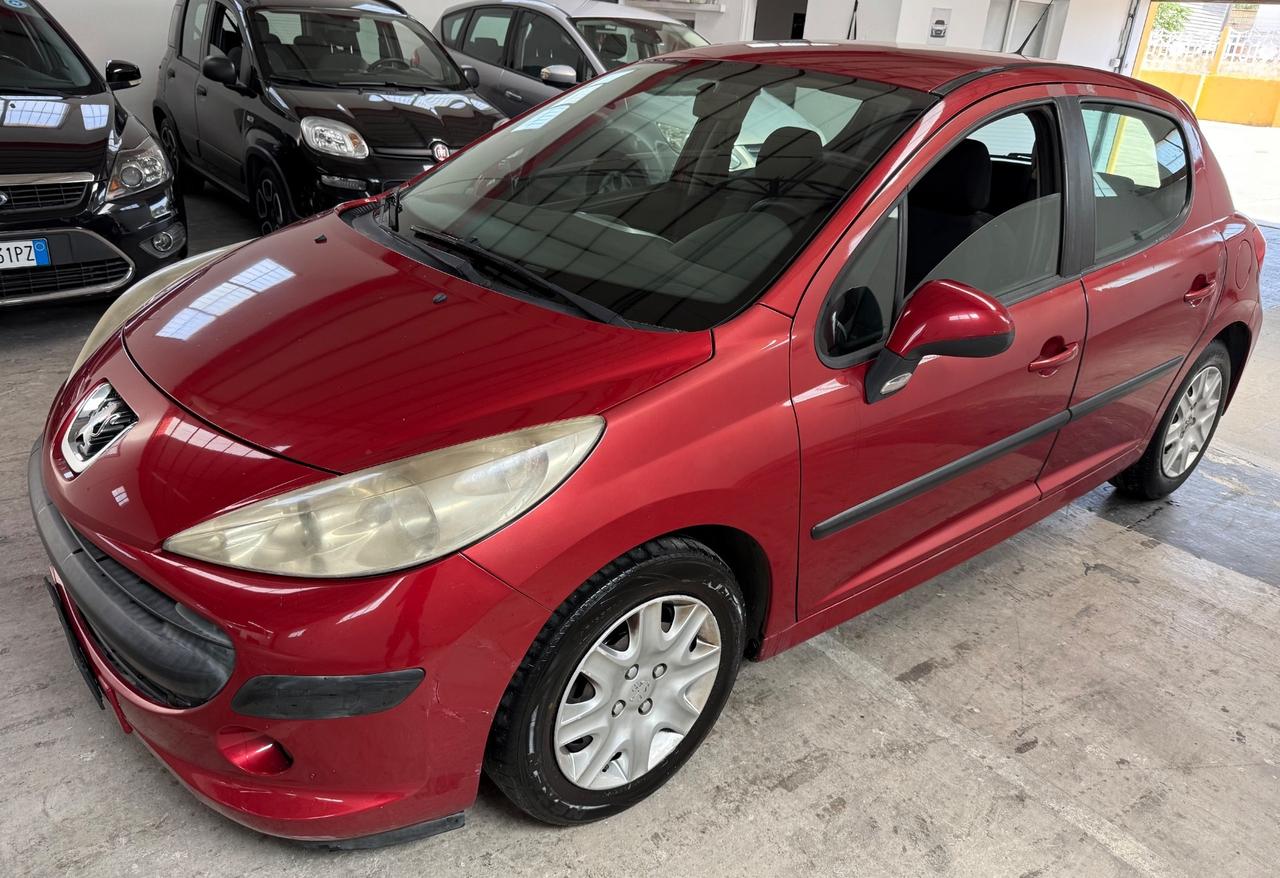 Peugeot 207 1.4 HDi 68Cv 5porte - 2007
