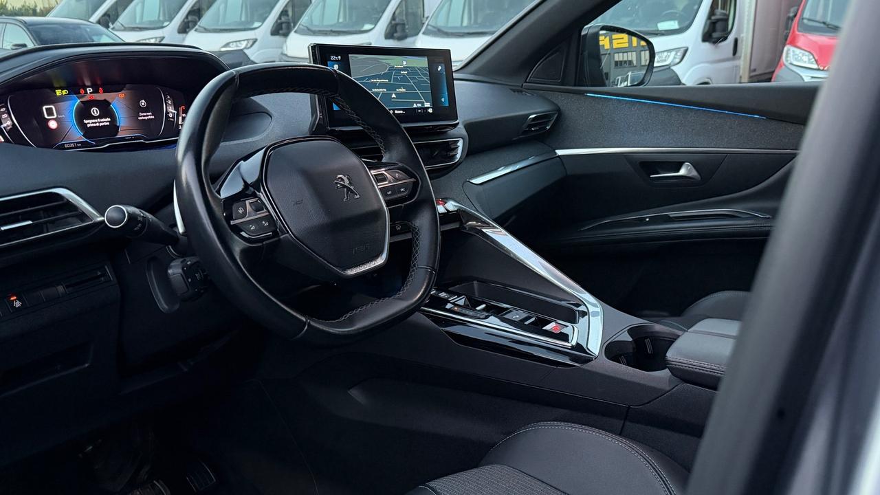 PEUGEOT 5008 1.5 ALLURE 131CV - SETTE POSTI, FULL LED, NEOPATENTATI