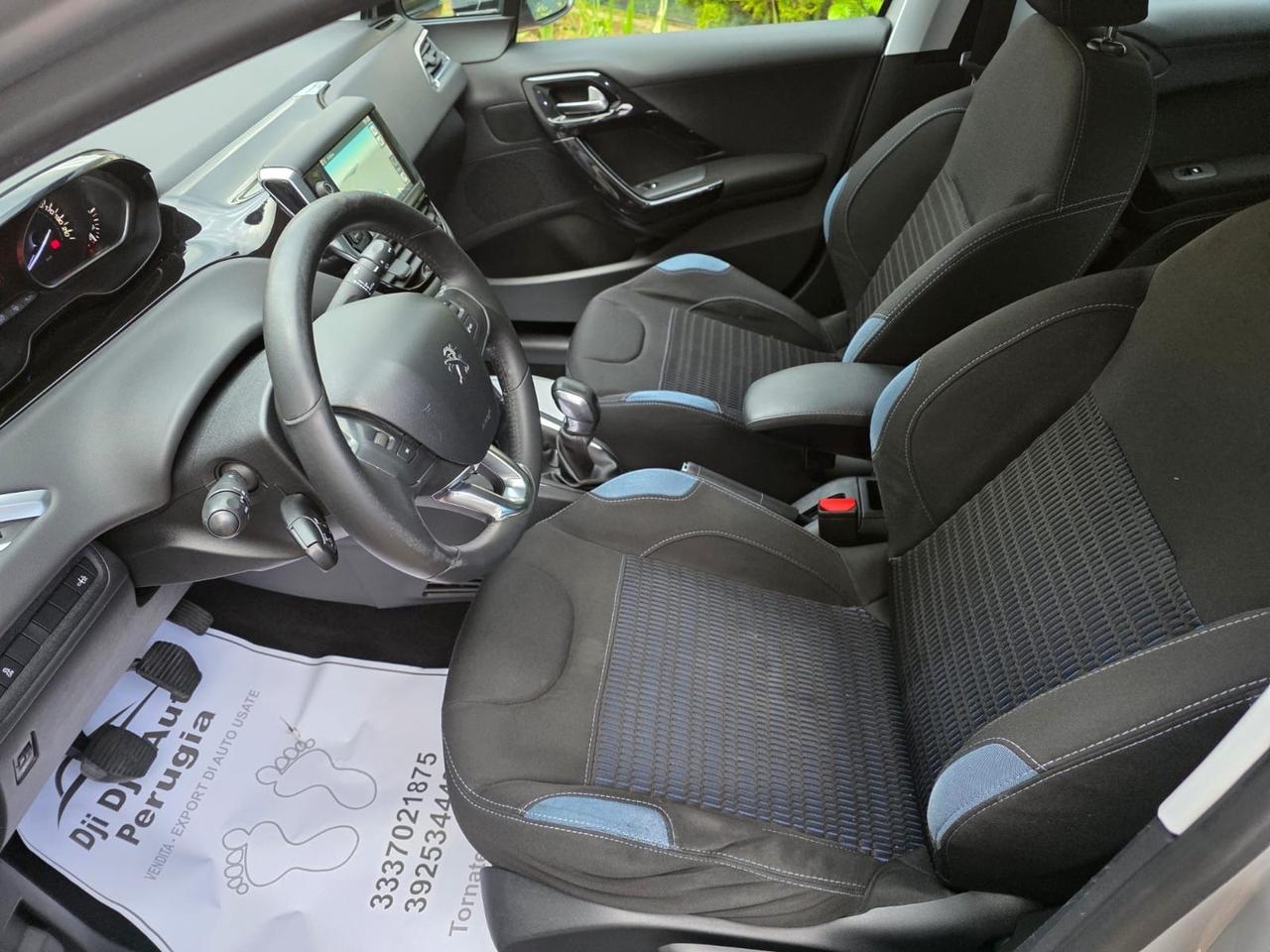 Peugeot 208 1.4 HDi 68 CV 5 porte Allure