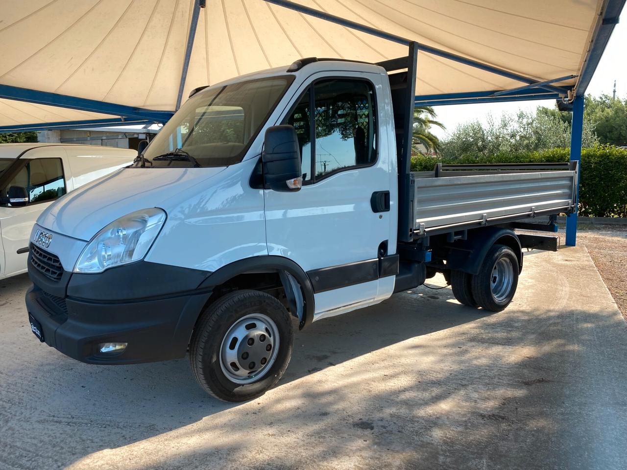 Iveco Daily IVECO DAILY C13 RIBALTABILE TRILATERALE KM CERTIFICATI