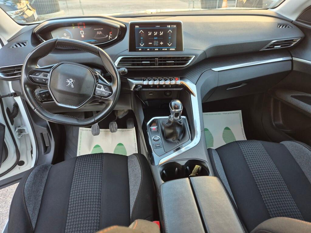 Peugeot NEW 3008 BlueHDi 130CV MANUALE