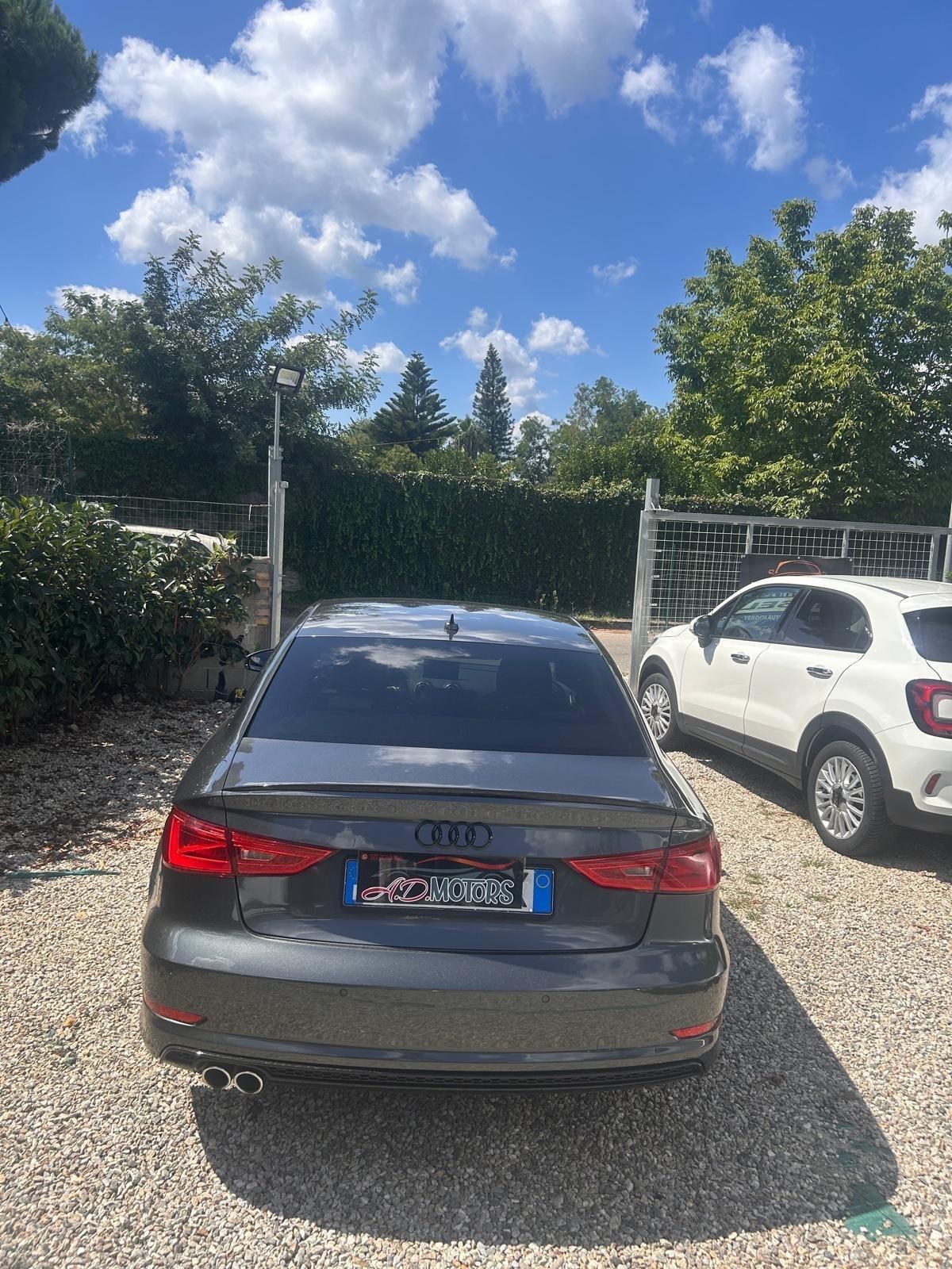 Audi A3 Sedan 2.0 TDI S tronic S-LINE Attraction