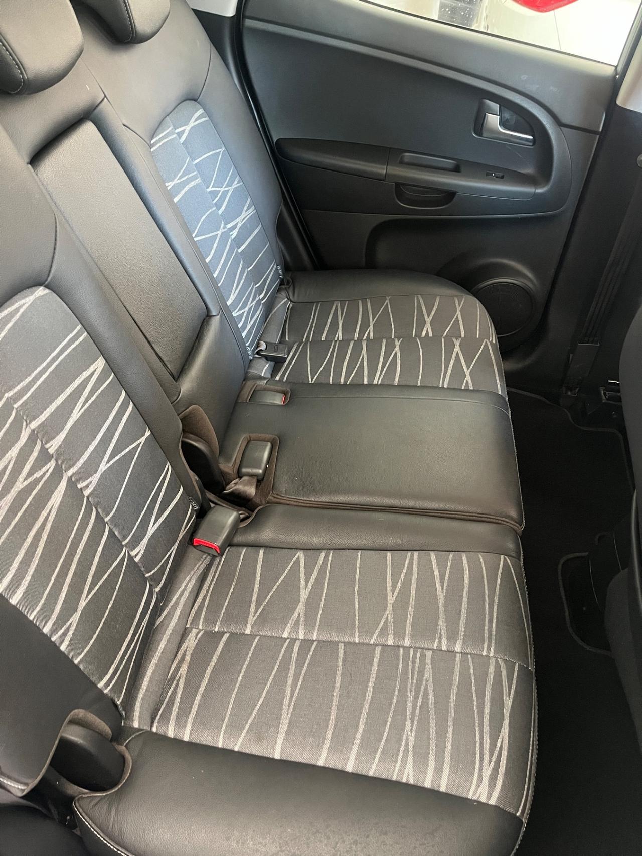 Kia Venga 1.4 CRDi 90CV Cool
