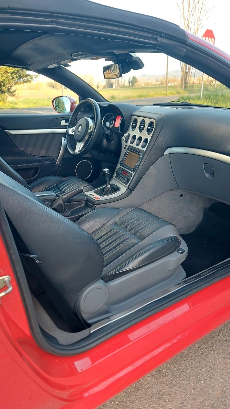 Alfa Romeo Spider 3.2 JTS V6 Q4 Exclusive