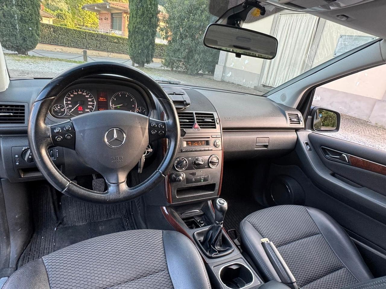 Mercedes-benz A 150 160 BlueEFFICIENCY Avantgarde