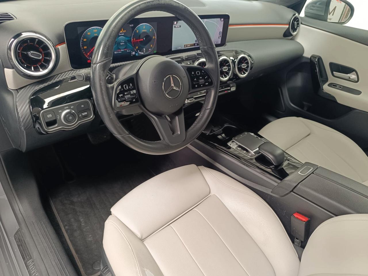 Mercedes-benz A 180 d Automatic Premium