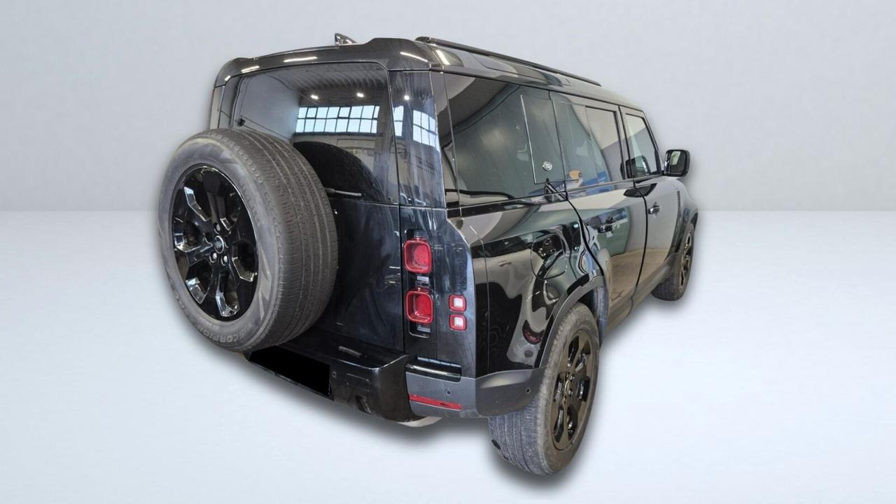 Land Rover Defender 110 3.0D I6 200 CV AWD Auto X-Dynamic SE