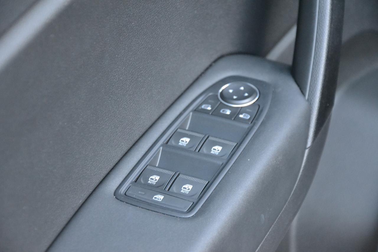 Renault Captur 1.6 FULL HYBRID E-TECH 145CV N1 AUTOCARRO *KM10000