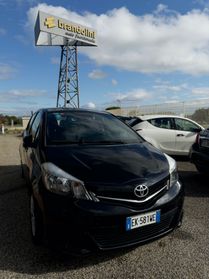 Toyota Yaris 1.3 5 porte Active 88000KM my12"