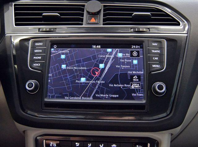 VOLKSWAGEN Tiguan 1.6 TDI SCR Business BlueMotion Technology