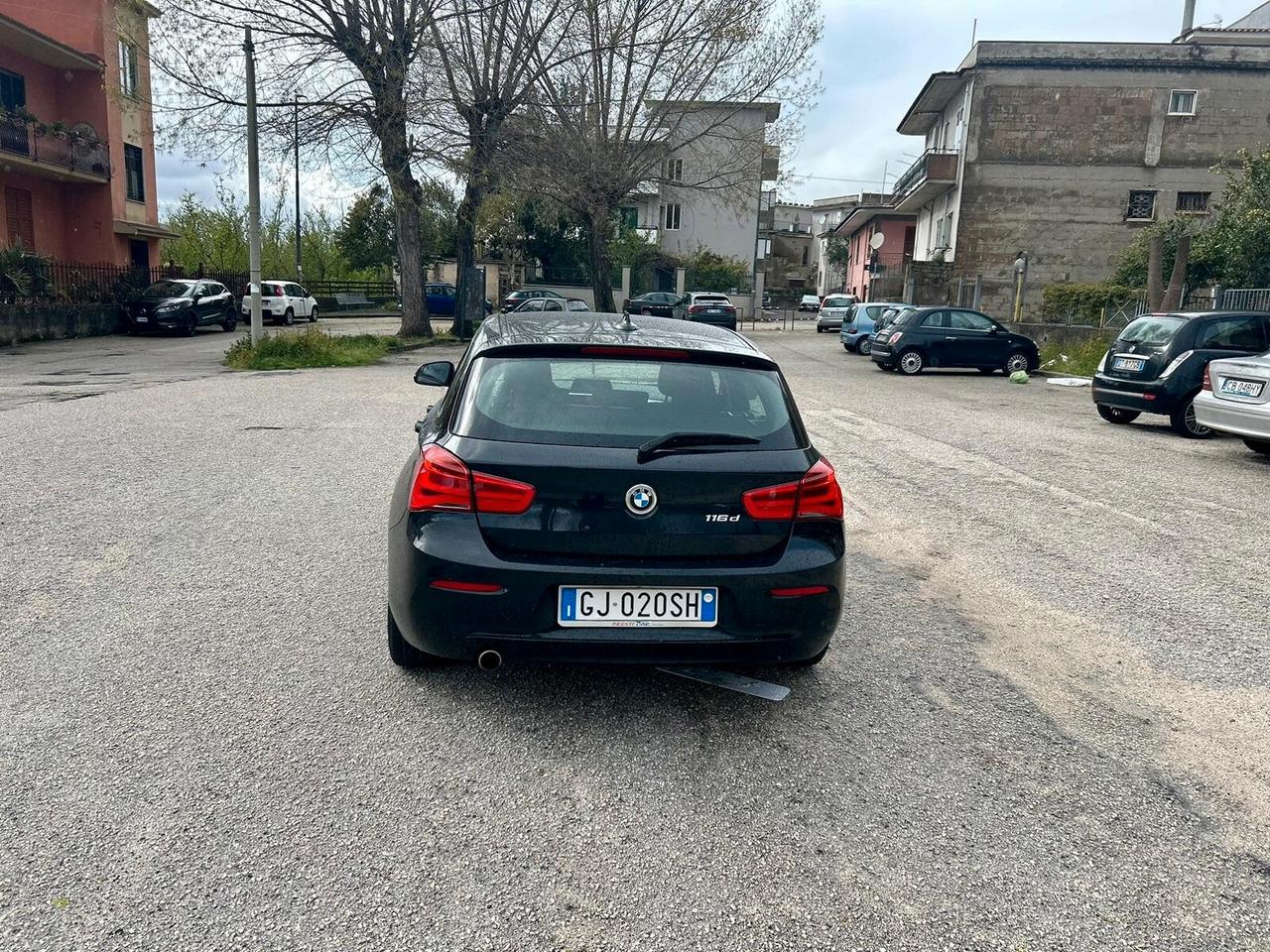 Bmw 116 116d 5p. Efficient Dynamics Urban